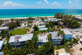 AMI Condo With Pool, Walk to Beach & Bridge St